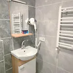 Olen Altunizade 2*