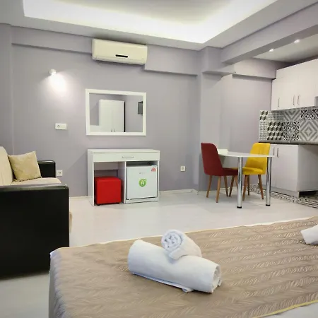 Olen Altunizade Istanbul